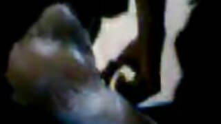 एमिलियन कुशले दुईवटा लङ्गहरू चुस्छन् र राम्रो चरम उत्तेजित हुनका लागि चुदिन्छन् - 2022-08-24 09:38:49